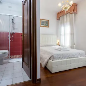 residenza-calle-larga-san-marco.hotelslidodijesolo.com/